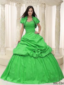 Taffeta Sweetheart Appliqued Sweet Sixteen Dresses in Spring Green with Pick-ups