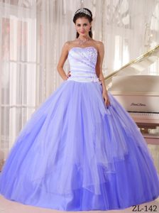 White and Blue Appliqued Quinceaneras Dresses with Sweetheart Neck for Spring