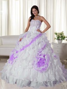 Beaded White Sweetheart Quinceanera Dress in Organza with Appliques