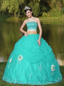 Tulle Strapless Apple Green Quinceanera Gown with Flower and Beading