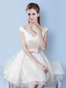 Fabulous White A-line Bowknot Wedding Party Dress Lace Up Tulle Cap Sleeves Knee Length
