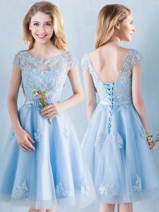 Scoop Tulle Short Sleeves Knee Length Bridesmaid Gown and Appliques and Bowknot