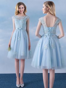 Scoop Light Blue Tulle Lace Up Bridesmaid Dresses Cap Sleeves Knee Length Appliques and Belt