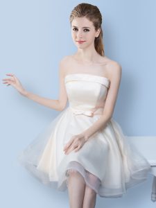 High Quality A-line Wedding Party Dress White Strapless Tulle Sleeveless Knee Length Lace Up