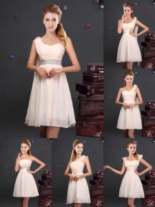 Nice Chiffon Sleeveless Mini Length Bridesmaid Gown and Ruffles and Sequins and Ruching and Bowknot and Hand Made Flower