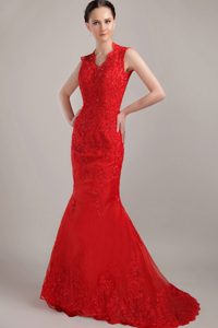 Essential Red Mermaid V-neck Celebrity Dresses with in Lace