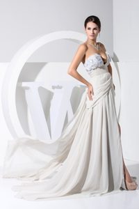 Attractive V-neck Watteau Train High Slit Red Carpet Dress with Beading