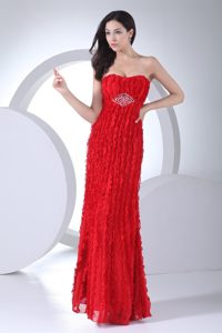 Sweetheart Celebrity Red Carpet Dresses with Beading and Ruffles in Red
