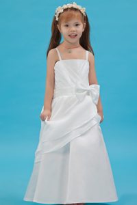 Straps Long Flower White Dresses for Little Girls in Sash and Taffeta