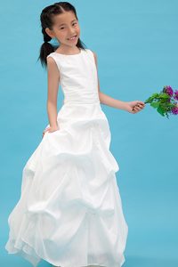 White Scoop Long Taffeta Appliqued Girl Dresses with Flower
