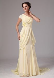 One Shoulder Chiffon Light Yellow Prom Dress with Hand Made Flower