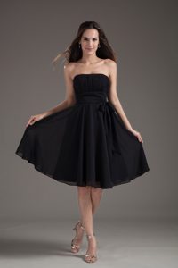 Exquisite Empire Black Strapless Prom Cocktail Dress in Chiffon with Bowknot