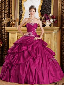 Elegant Fuchsia Strapless Taffeta Quinceanera Dresses with Appliques for Cheap