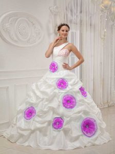 White One Shoulder Taffeta Quinceanera Dresses with Beading and Hand Flowers