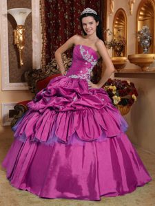 Fuchsia Ball Gown Quinceanera Dress in Taffeta with Appliques for Cheap