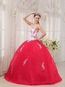 White and Coral Red Sweetheart Appliqued Dress for Quince in Taffeta and Organza