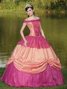 Colorful Off The Shoulder Quinceanera Dress with Appliques in Taffeta for Cheap