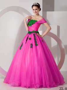 Modest Fuchsia Off The Shoulder Sweet 16 Dress with Appliques
