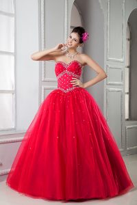Inexpensive Ball Gown Sweetheart Beaded Tulle Quinceanera Dress in Red