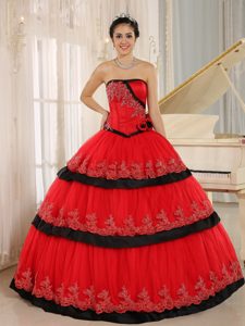 Red Hand Made Flowers Lace Perfect Quinceanra Dresses with Strapless