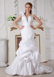 Romantic Mermaid One Shoulder Court Train Taffeta Wedding Dress with Beading