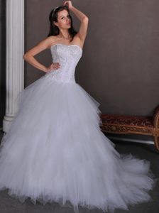Elegant Strapless Satin and Tulle Church Wedding Dresses with Appliques