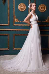 Beautiful V-neck Organza Beaded Wedding Dress with for Girls