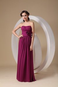 Violet Red Column Strapless Chiffon Dama Dress with Hand Made Flowers