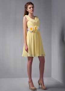Yellow Empire Straps Mini-length Organza Dama Dress with Hand Flowers