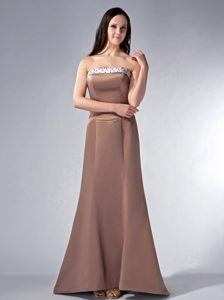 Brown Column Strapless Prom Dama Dress in Satin with Beading for Cheap