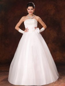 Exquisite Long Organza Bridal Dresses for Church Wedding with Bowknot