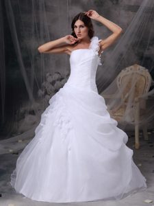 Elegant White One Shoulder Ruched Organza Bridal Gown with Flowers