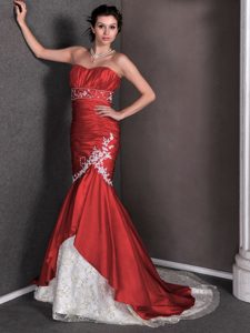 Classical Red Mermaid Sweetheart Court Train Taffeta and Lace Bridal Gown