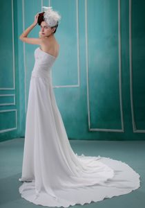 Strapless White Chiffon Wedding Dresses with Beading and Ruching