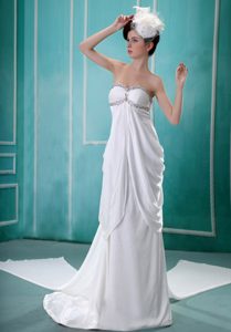Ruched Drapped Sweetheart Court Train White Chiffon Bridal Dress with Beading