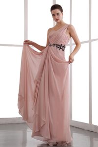 Elegant Peach Single Shoulder Chiffon Prom Long Dress with Black Appliques