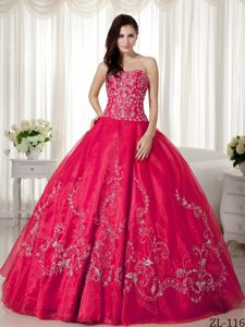 Sexy Sweetheart Quinces Dresses in Organza with Beading and Embroidery