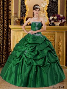 Timeless Green Ball Gown Strapless Taffeta Appliqued Quinceanera Dresses