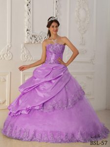 Lavender Sweetheart Quinces Dress in Taffeta and Tulle with Beads