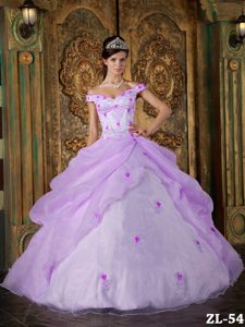 Newest Off The Shoulder Dresses for Quinceaneras in Organza in Lavender
