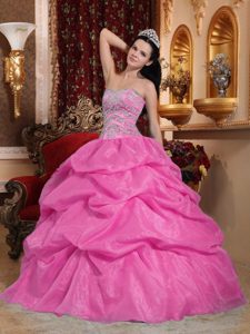 Well-packaged Sweetheart Quinceanera Dresses in Organza in Rose Pink