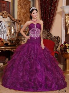 Dramatic Sweetheart Organza Beading Quinceanera Dress in Purple