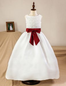 Designer Scoop White Satin Zipper Flower Girl Dress Sleeveless Floor Length Lace and Appliques and Bowknot