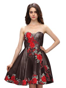 Sweetheart Sleeveless Silk Like Satin Prom Dress Embroidery Zipper