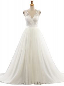 White Tulle Clasp Handle Wedding Gowns Sleeveless With Brush Train Lace