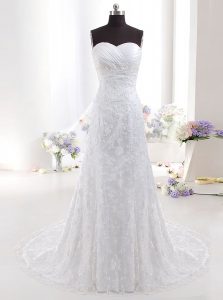 With Train Clasp Handle Bridal Gown White for Wedding Party with Beading and Lace Brush Train