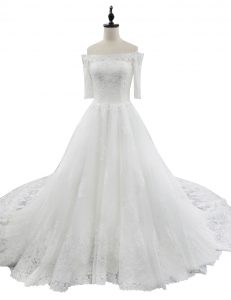 Off the Shoulder Lace Wedding Dresses White Zipper Half Sleeves With Train Chapel Train