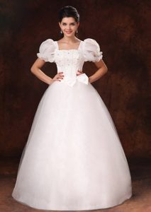 Beautiful Bubble Sleeve Square formal Wedding Dresses with Bowknot