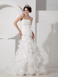 Lovely Mermaid Strapless Wedding Gown Dress with Appliques
