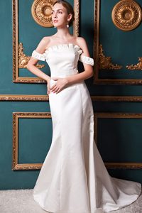 Luxurious Off The Shoulder Satin Wedding Dresses with Court Train